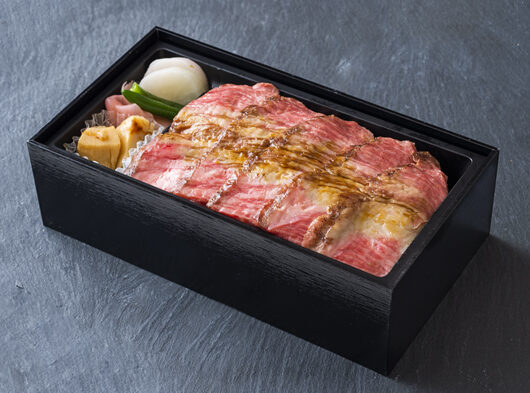 焼き肉の折箱・焼き鳥の折箱